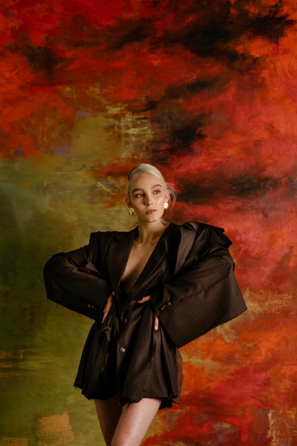 Josephine Winter - Liquified - artistspool.com