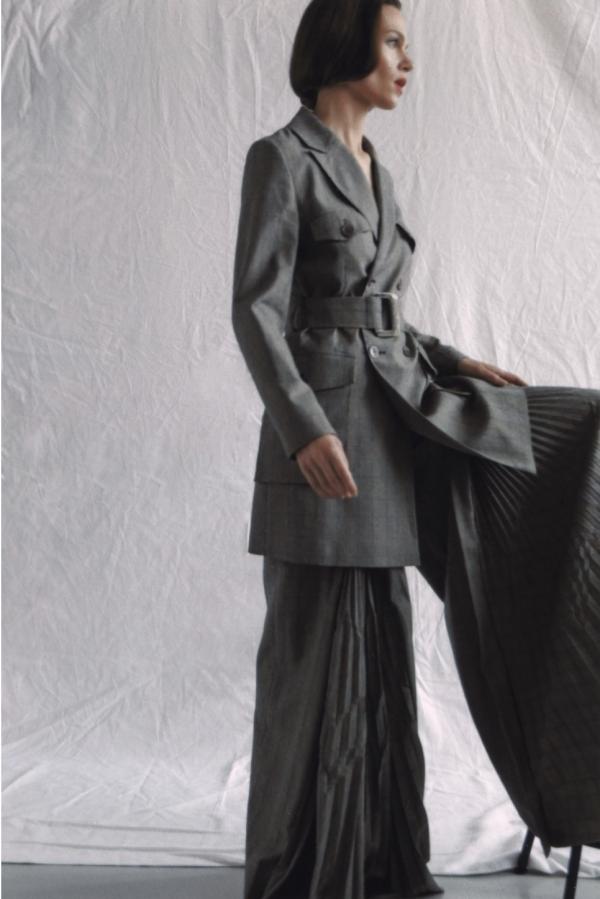 Adelaida Cue Baer - Dimensions - artistspool.com