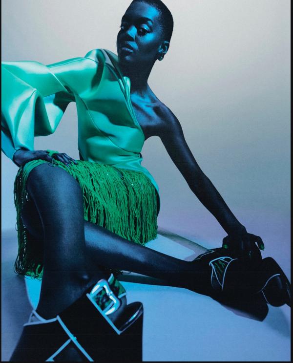 Adelaida Cue Baer - Dark Side - artistspool.com