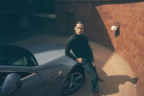 Adelaida Cue Baer - mercedes creator - artistspool.com