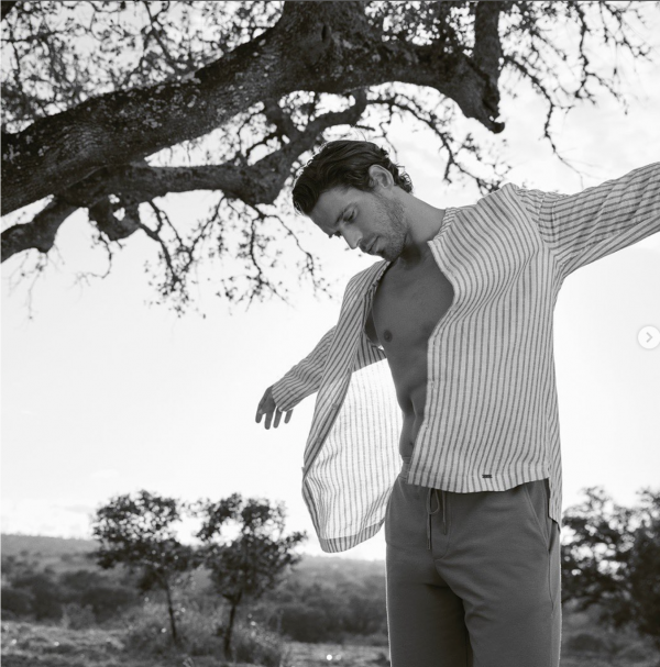 Adelaida Cue Baer - Hanro - artistspool.com