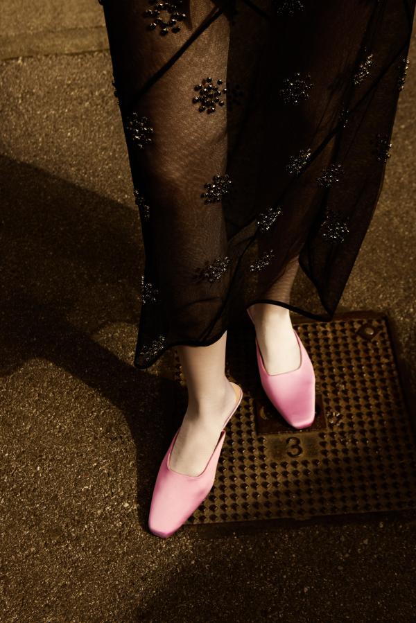 Anna Ploch (MUC) - Contributor Magazine - artistspool.com