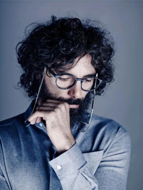 Anna Ploch (MUC) - Iolani - artistspool.com