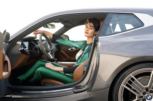 Anna Ploch (MUC) - BMW Italien - artistspool.com