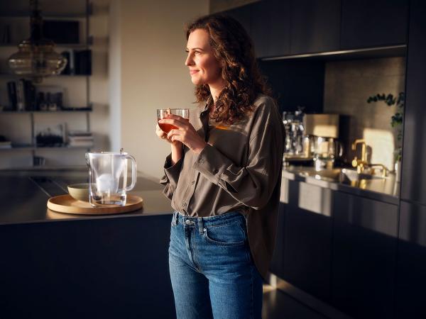 Lotta Katrine Meyer - Brita - artistspool.com