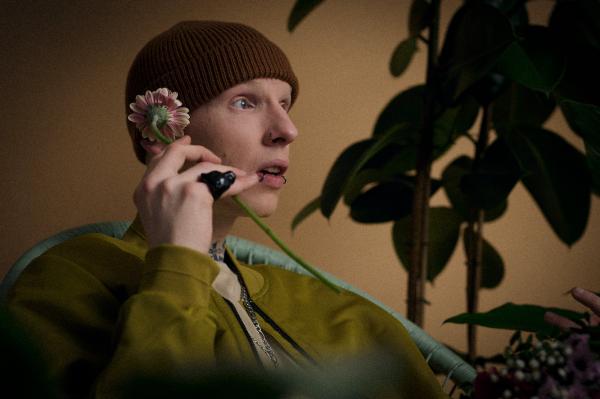 newcomer: Hanna Kohlhauer - Duzoe - artistspool.com