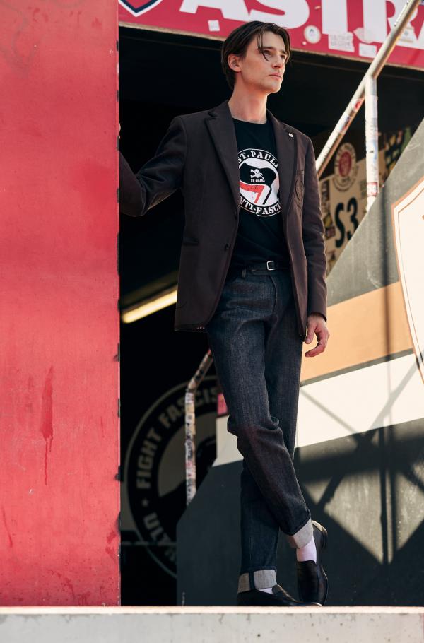 Jacqueline Ziesmer - Lewin x FC St.Pauli - artistspool.com