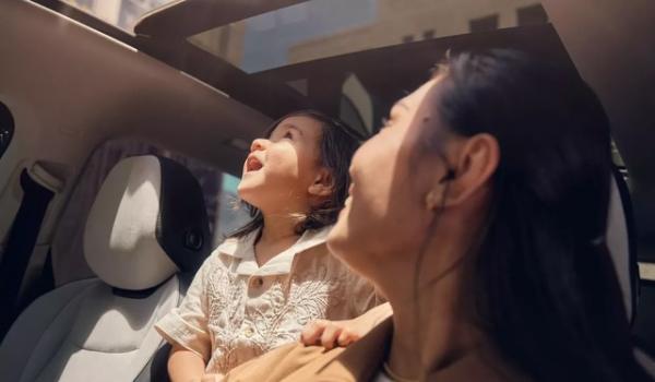 Jacqueline Ziesmer - Volkswagen ID - artistspool.com