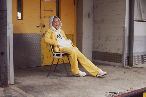 Alexandra Dietl (MUC) - Laura - artistspool.com