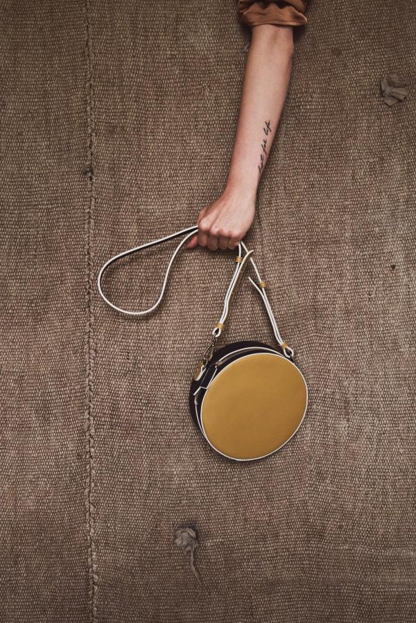 Alexandra Dietl - Sarah - artistspool.com