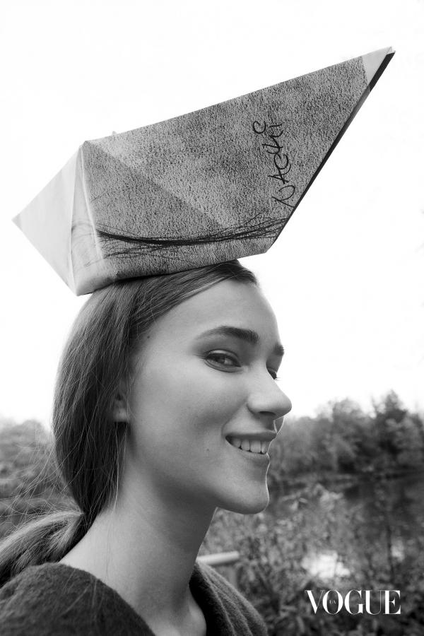 Alexandra Dietl (MUC) - Vogue Italia - artistspool.com