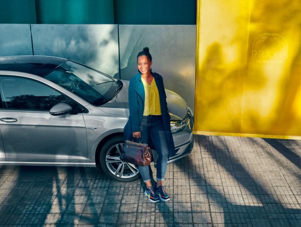 Jacqueline Ziesmer - Volkswagen - artistspool.com