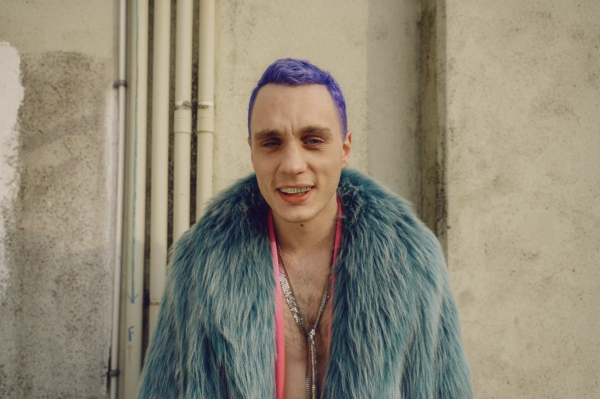 Adelaida Cue Baer - invisible - artistspool.com