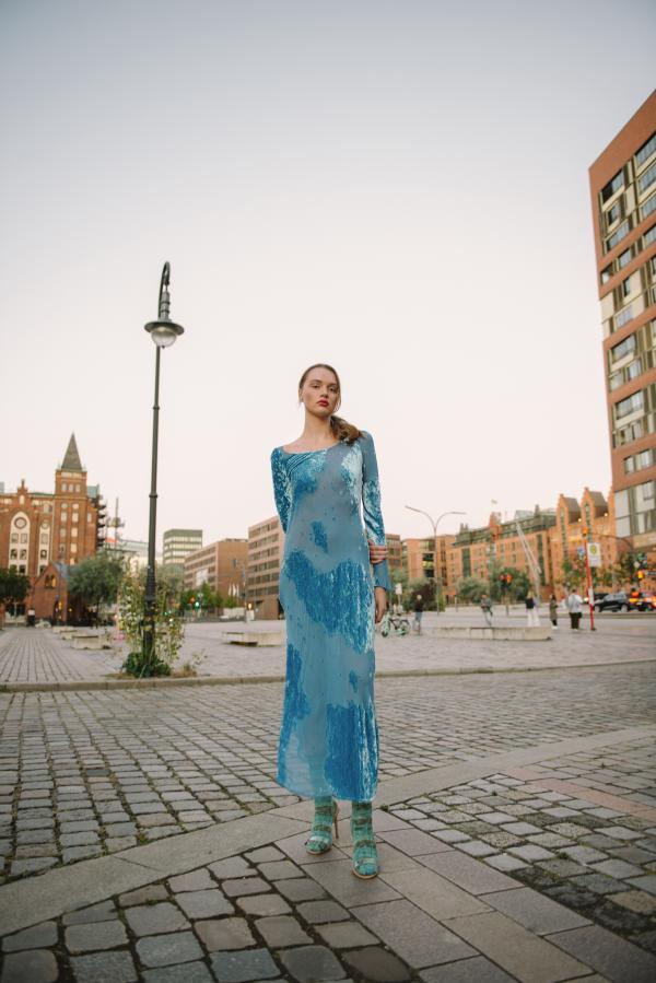 newcomer: Hanna Kohlhauer - Cosmic Eyes - artistspool.com