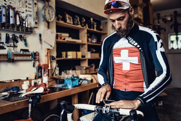 Alexandra Dietl - Sport Engelhorn bike - artistspool.com