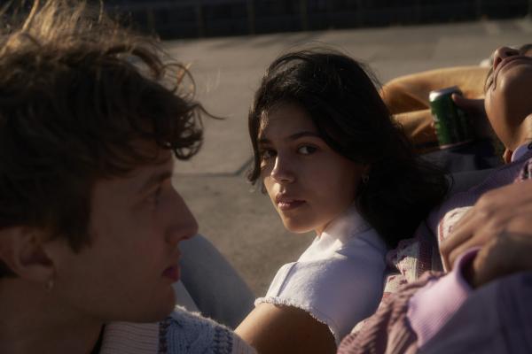 Julia Neubauer - Dockland - artistspool.com