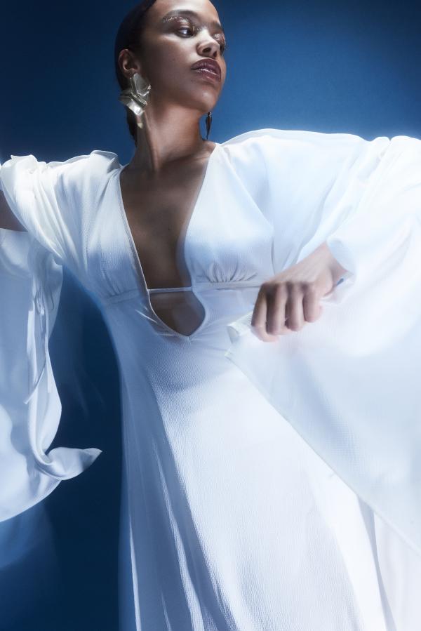 Adelaida Cue Baer - Mirror - artistspool.com