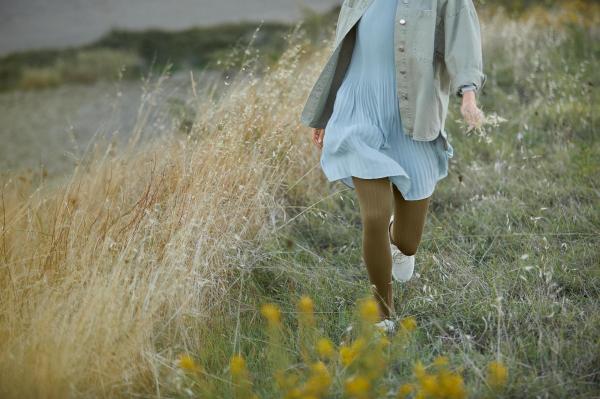Lotta Katrine Meyer - Bauerfeind Fashion Colors 2022 - artistspool.com
