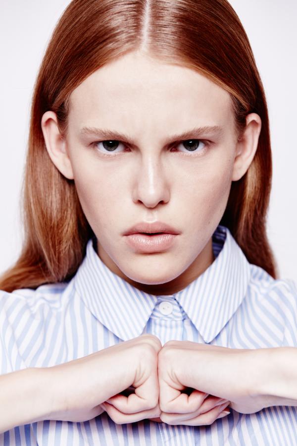 Alexandra Dietl (MUC) - Esther - artistspool.com