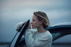 Jacqueline Ziesmer - Audi e-tron - artistspool.com
