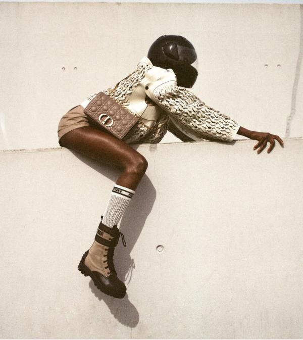 Adelaida Cue Baer - Faces Magazin - artistspool.com