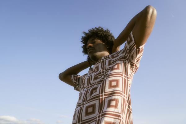 Julia Neubauer - Dockland - artistspool.com