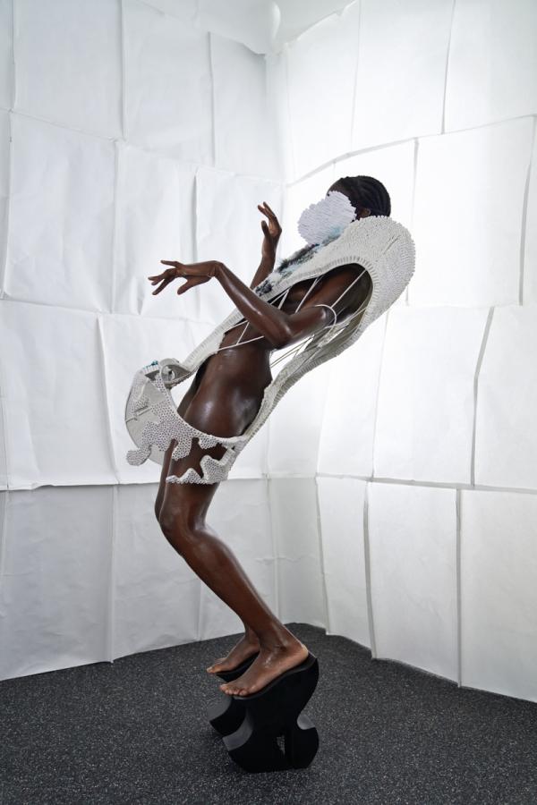 Lara Packheiser - 20MASK20 - artistspool.com