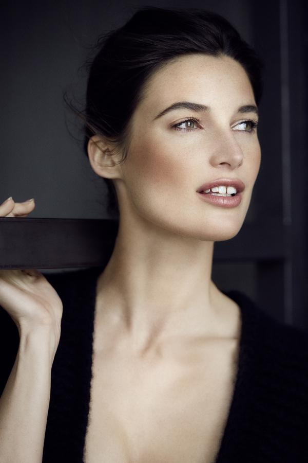Eva Hennings - Brigitte Beauty | Winterblass - artistspool.com