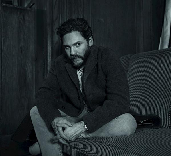 Yilmaz Aktepe - Daniel Brühl for Best Fashion - artistspool.com