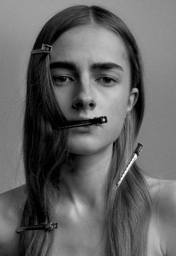 Kim Keusen - Eliza - artistspool.com