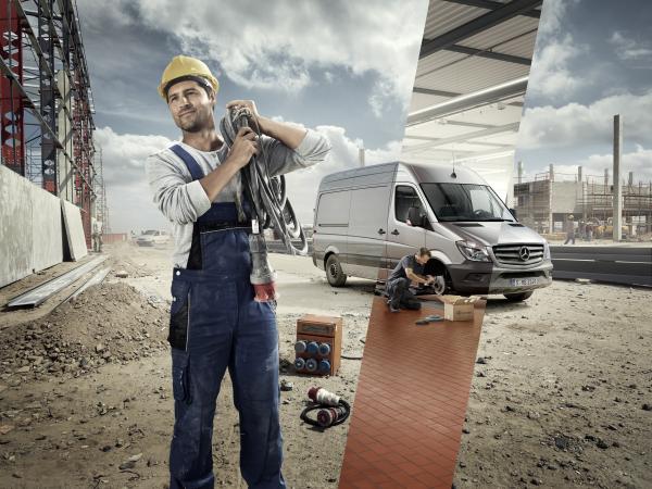 Julia Neubauer - Mercedes-Benz Service - artistspool.com