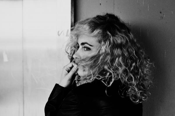 Kim Keusen - Nina Hoss - artistspool.com