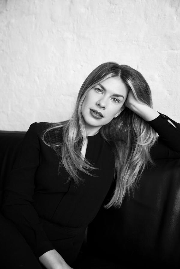 Silke Zeitz - Zsá Zsá Inci - artistspool.com
