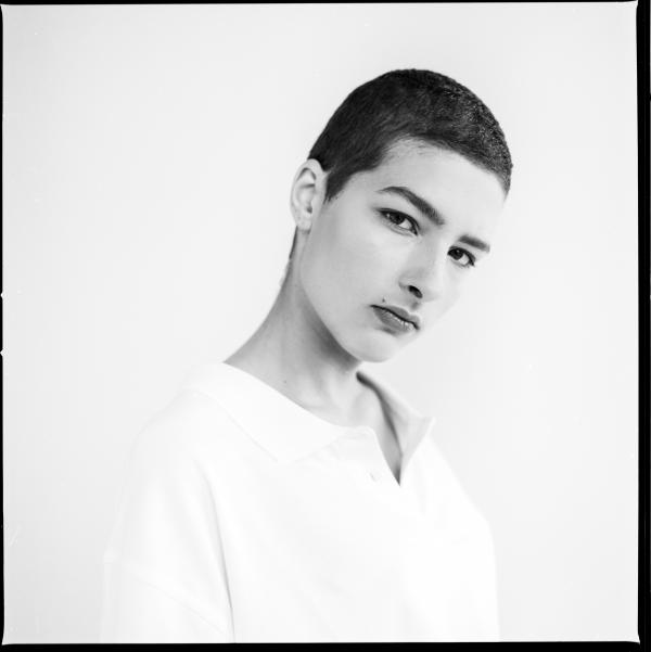 Agnes Olszanski - Analog - artistspool.com