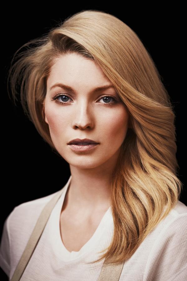 Agnes Olszanski - Annabelle - artistspool.com