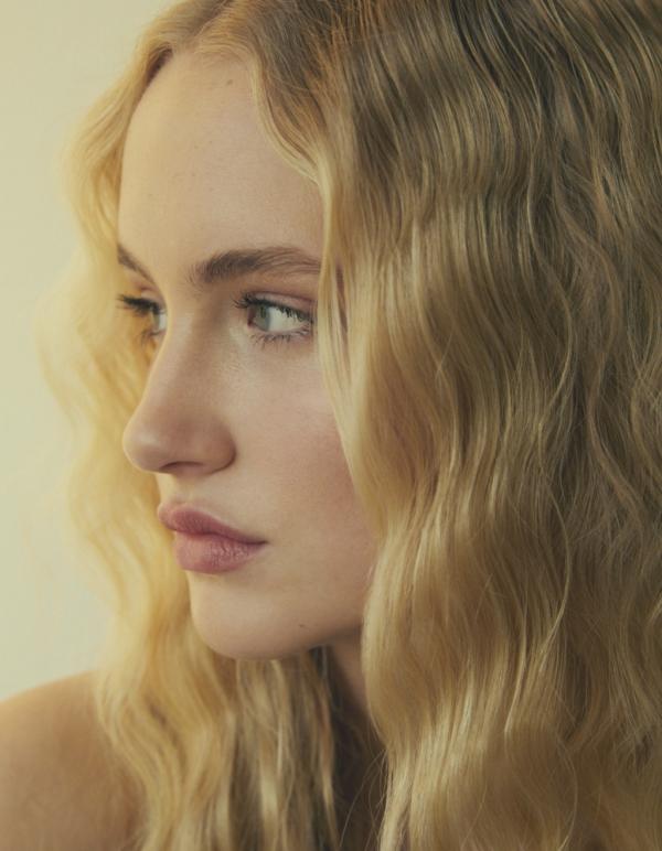 Tini Sager - Beauty 4 - artistspool.com