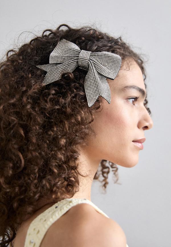 Ara Decker - Zalando - artistspool.com