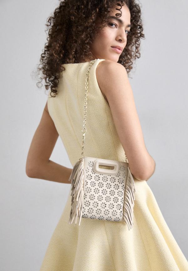 Ara Decker - Zalando - artistspool.com