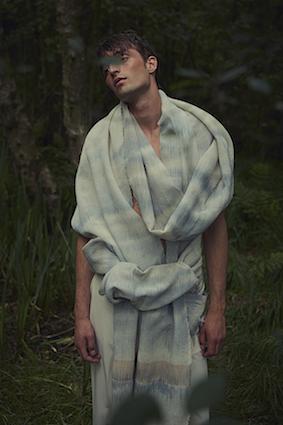 Anna Reynolds - Into the Wild for Kaltblut Magazines - artistspool.com
