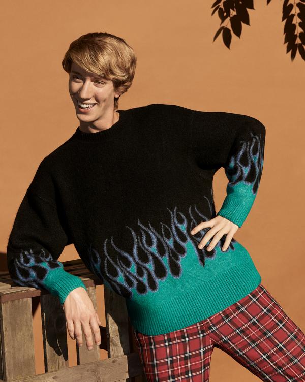 David Newby - Guardian weekend: Jumper - artistspool.com