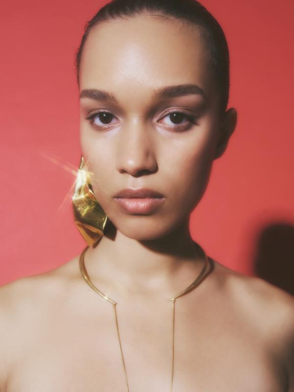 Tini Sager - Beauty 2 - artistspool.com