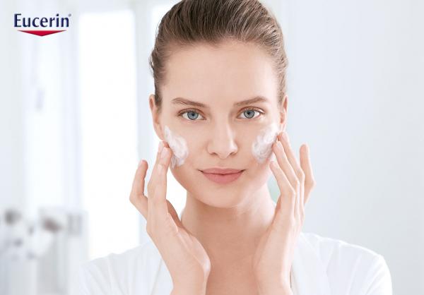 Marco Huelsebus - Eucerin 2 - artistspool.com