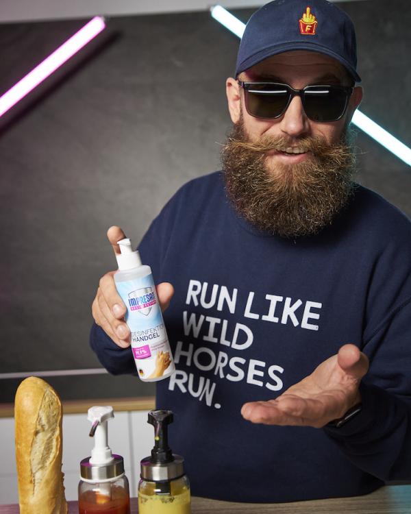 Silke Zeitz - Mc Fitti for Heitmann - artistspool.com