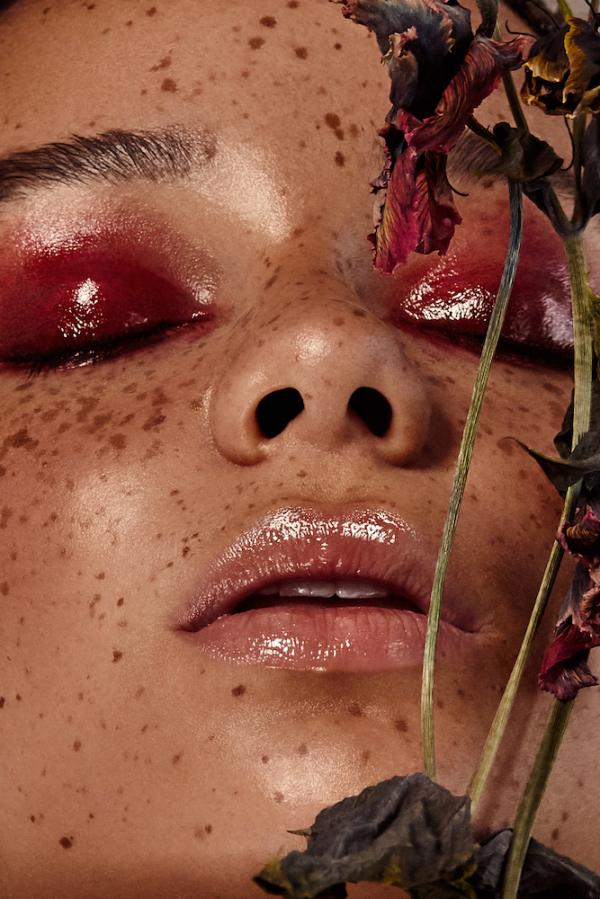 Anna Reynolds - At first Blush for L