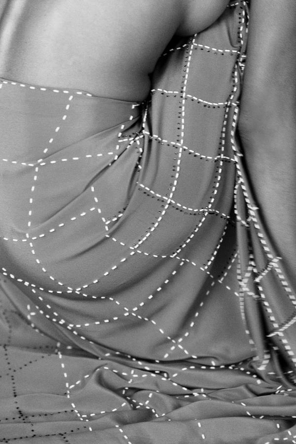 Nuria Gregori - REVS Magazine - artistspool.com