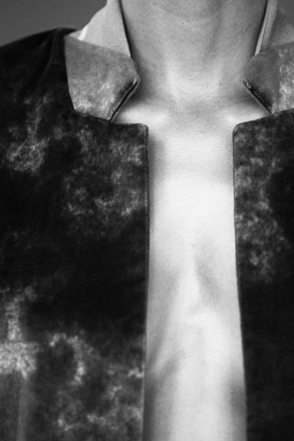 Nuria Gregori - REVS Magazine - artistspool.com