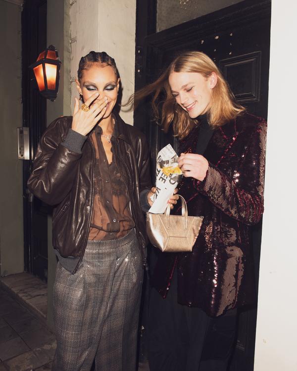 David Newby - Observer MAG - artistspool.com