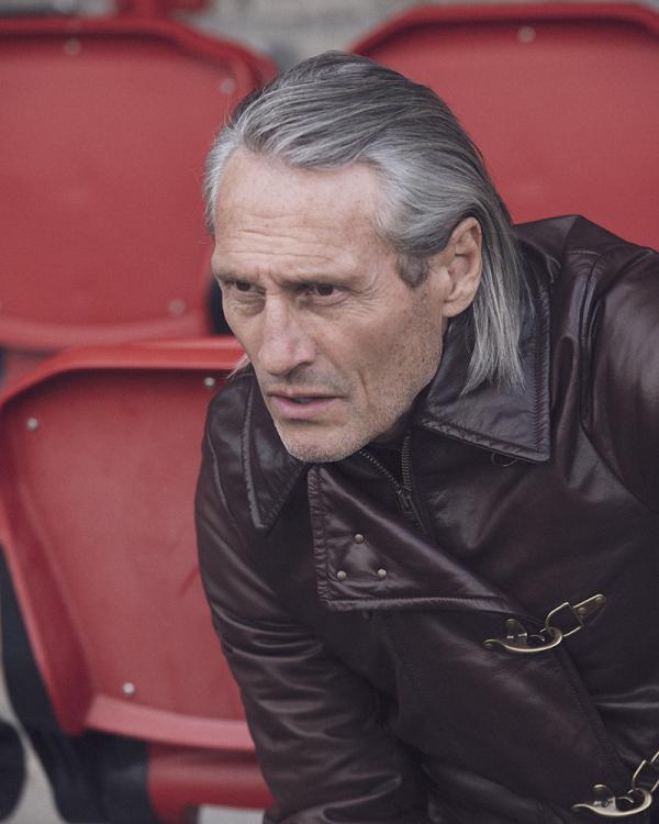 David Newby - Rob Knighton for The Observer Magazine - artistspool.com