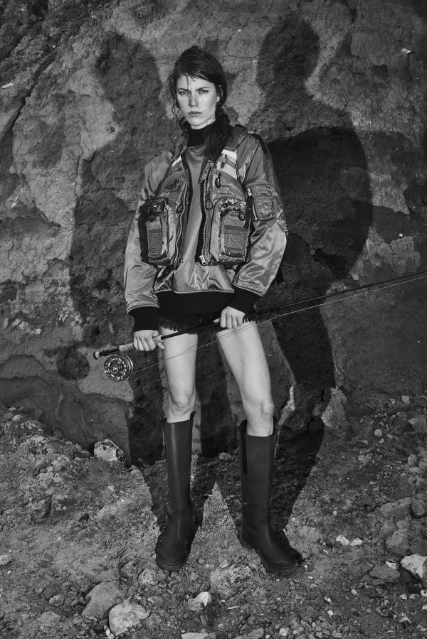 Séraphine de Lima - Lovesome Magazine Salty Seas - artistspool.com