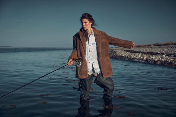 Séraphine de Lima - Lovesome Magazine Salty Seas - artistspool.com